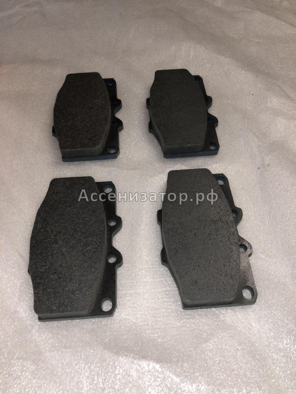 Колодки тормозные передние TOYOTA 0446560060