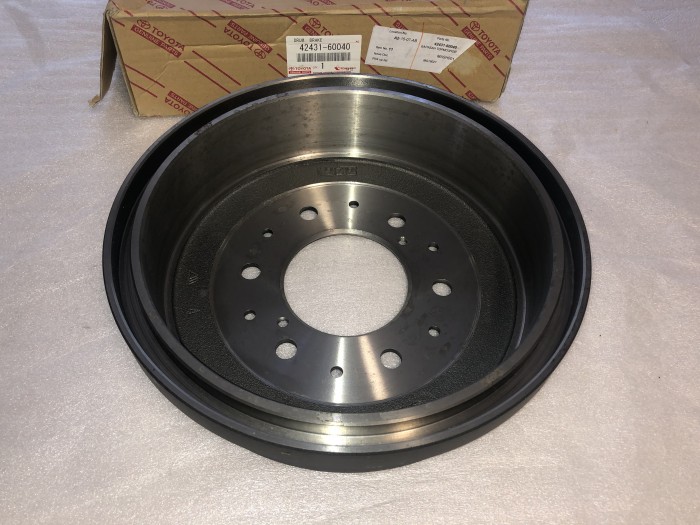 Барабан тормозной задний TOYOTA LC70 4243160040