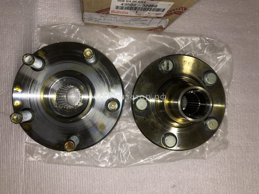 Ступица передняя TOYOTA CAMRY SV20 CARINA II CELICA T16 4350232050