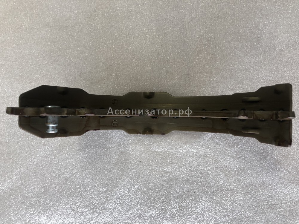 Колодка стояночного тормоза TOYOTA LC70 LC80 4654060020