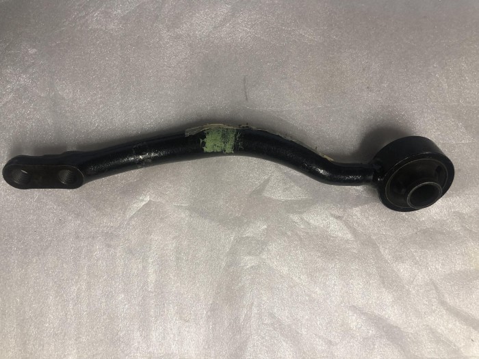 Тяга переднего рычага правая TOYOTA 4866030221