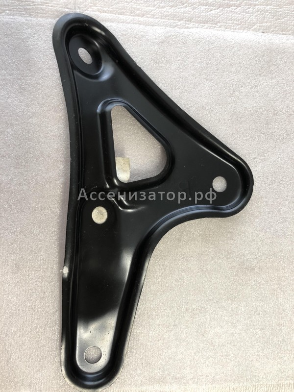 Кронштейн подрамника TOYOTA Corolla E120 5225702020