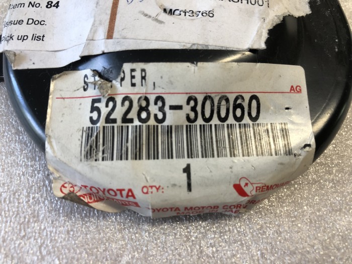 Кронштейн крепления задней балки TOYOTA 5228330060