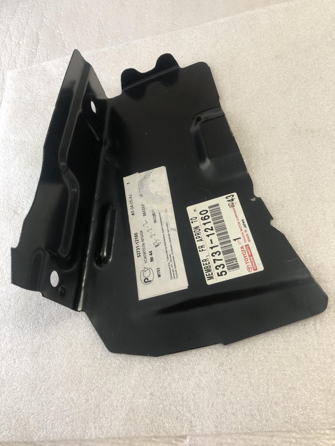 Усилитель крыла TOYOTA Corolla E120 5373112160