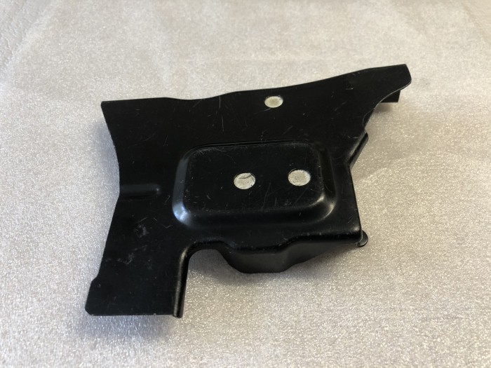 Скоба TOYOTA Avensis T250 5716705030