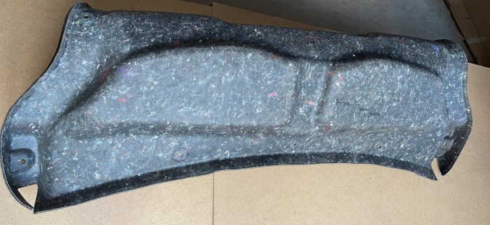 Обшивка крышки багажника Toyota Avensis T250 6479105050C1 новая оригинальная, в наличии на нашем складе