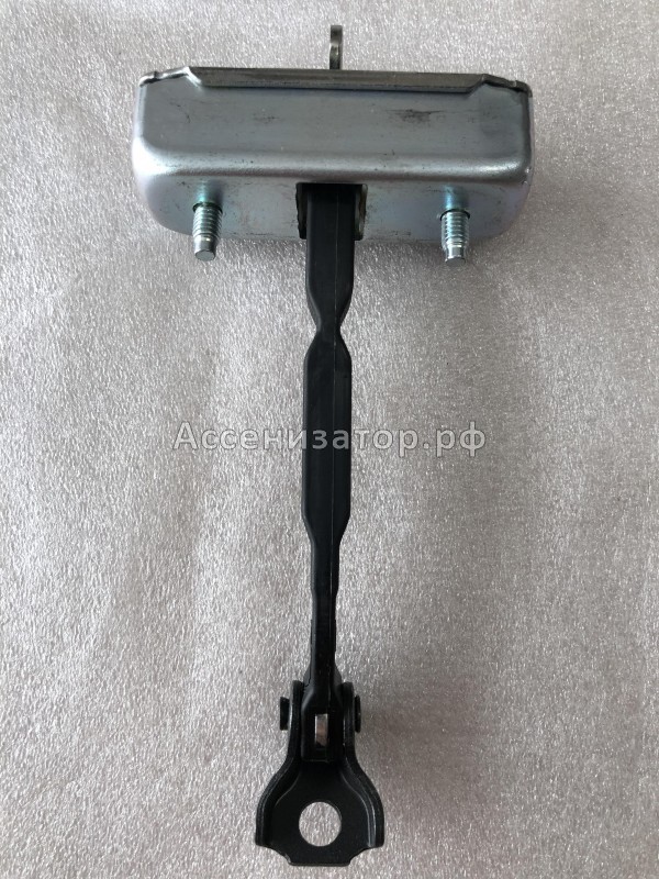 Ограничитель задней левой двери Toyota Corolla Verso AUR10 2004-2007 6864064010