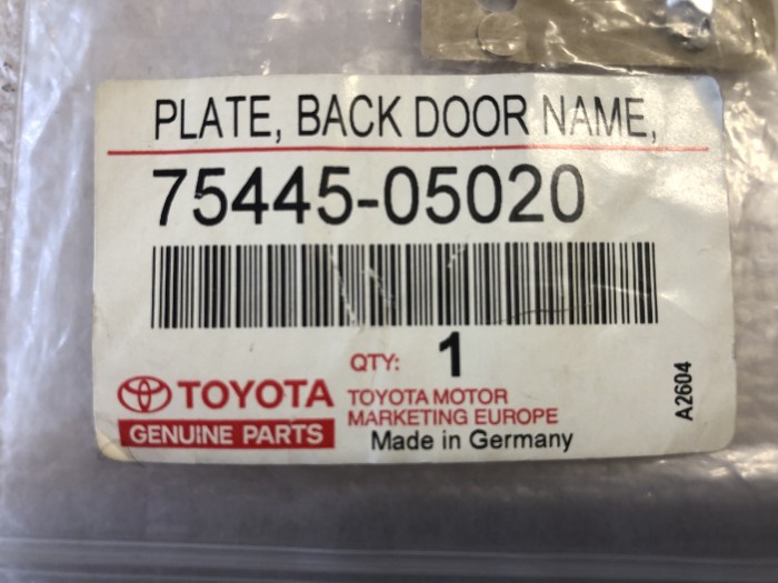 Эмблема задняя TOYOTA AVENSIS T220 7544505020