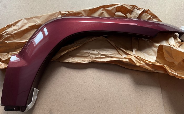 Молдинг правого переднего крыла TOYOTA LC Prado 120 7561160111D0