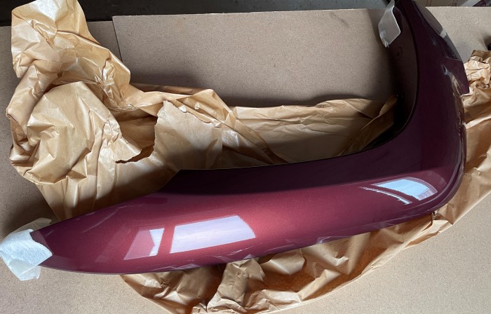 Молдинг правого переднего крыла TOYOTA LC Prado 120 7561160111D0