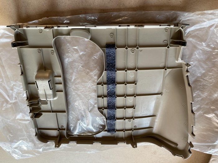 Крепление сиденья TOYOTA Prado J120, LEXUS GX 7934760080A0 УЦЕНКА