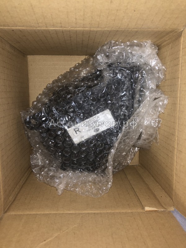 Фара противотуманная Toyota AVENSIS I 1997-2003 8121005040