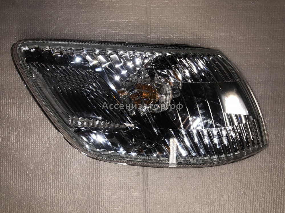 Указатель поворота правый Toyota CORONA 8151020830