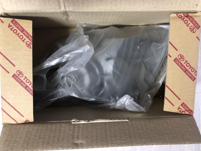 Указатель поворота правый Toyota CORONA 8151020830