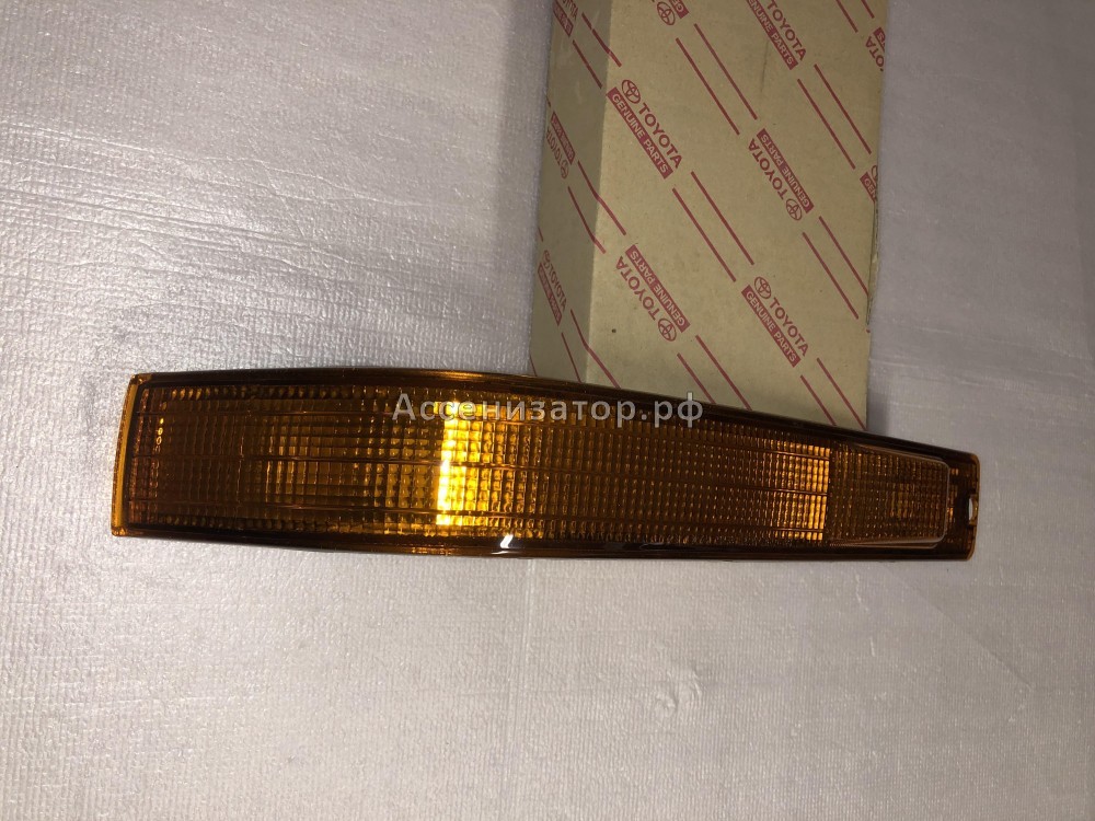 Поворотник левый TOYOTA Toyoace 4WD Double Cab '1999–2002 8152187014