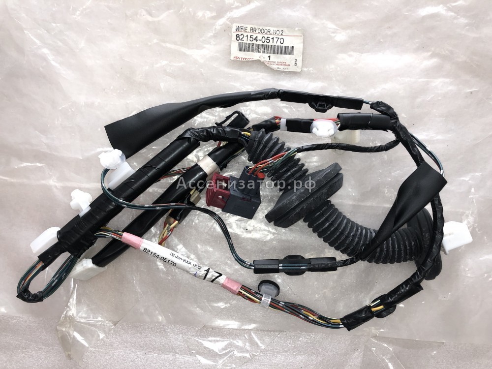 Жгут проводов задней левой двери TOYOTA Avensis II 2003-2008 8215405170