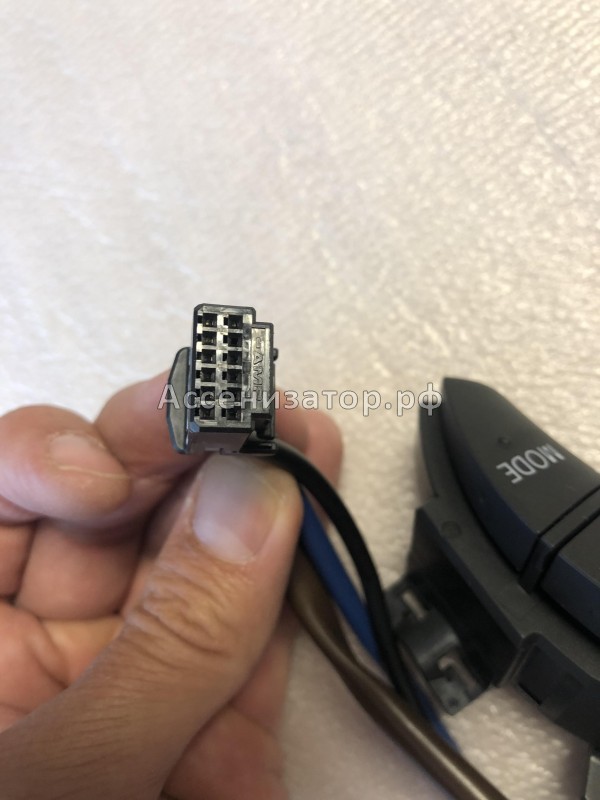 Переключатель на руль TOYOTA Land Cruiser 100 Lexus LX470 8424760020B0