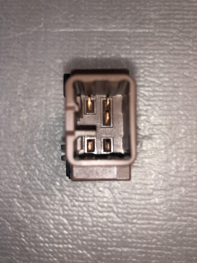 Выключатель подогрева сидения Lexus RX300 8475148030