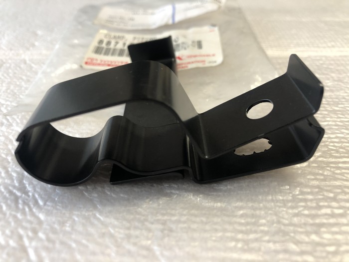 Крепеж TOYOTA LAND CRUISER PRADO 8871860810