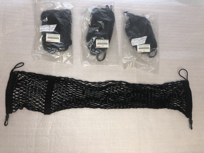 Сетка для груза вертикальная LEXUS IS250 PZ472C0343ZA