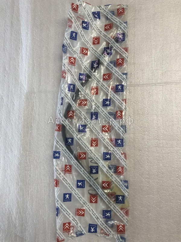 Уплотнитель двери PEUGEOT 206 8504S8