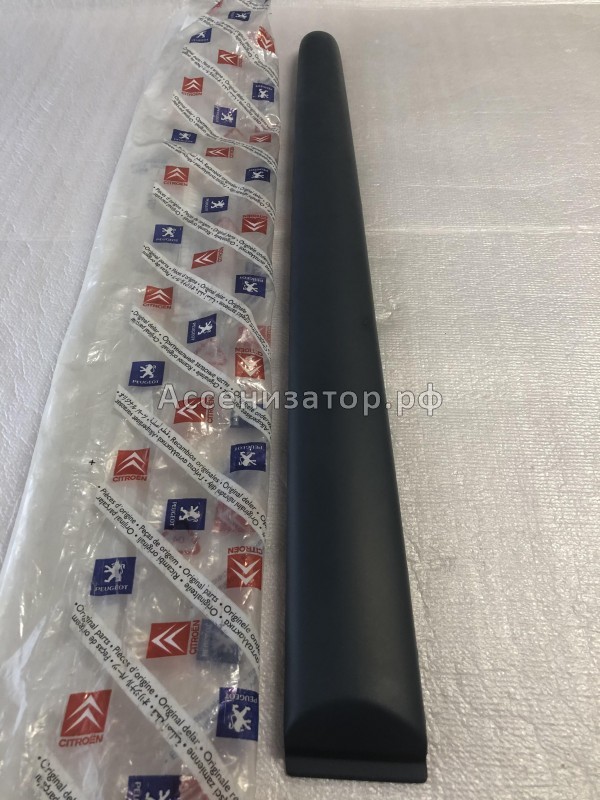Молдинг задней левой двери PEUGEOT 206 1998-2012 8546K9