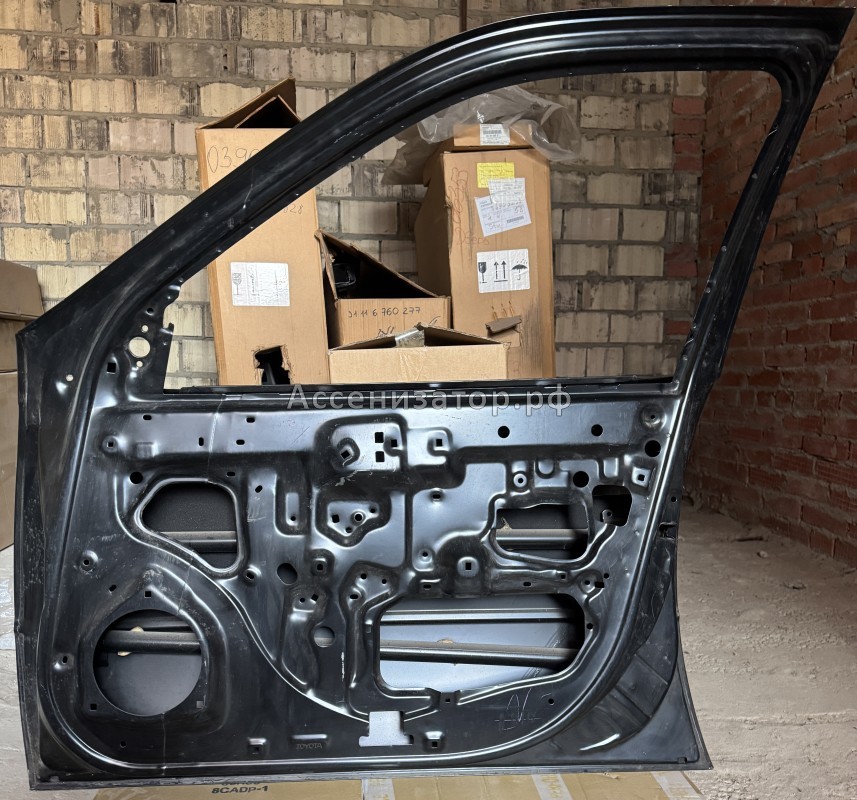 Дверь передняя правая Toyota Camry V20 Gracia 6700133060