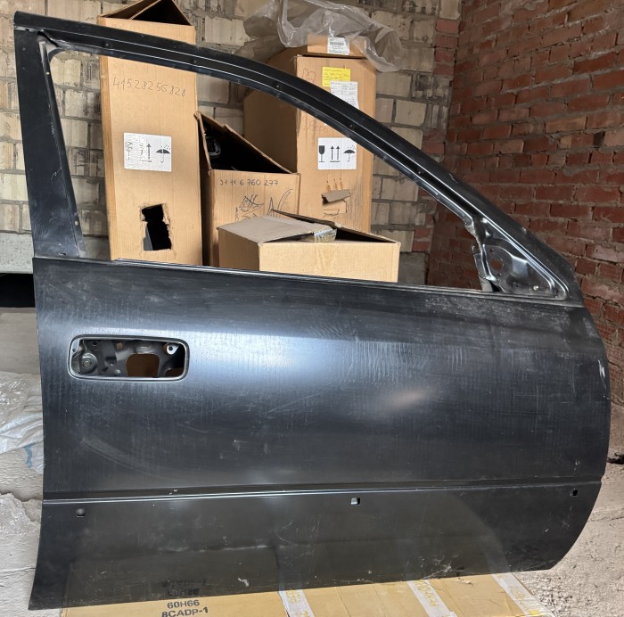 Дверь передняя правая Toyota Camry V20 Gracia 6700133060