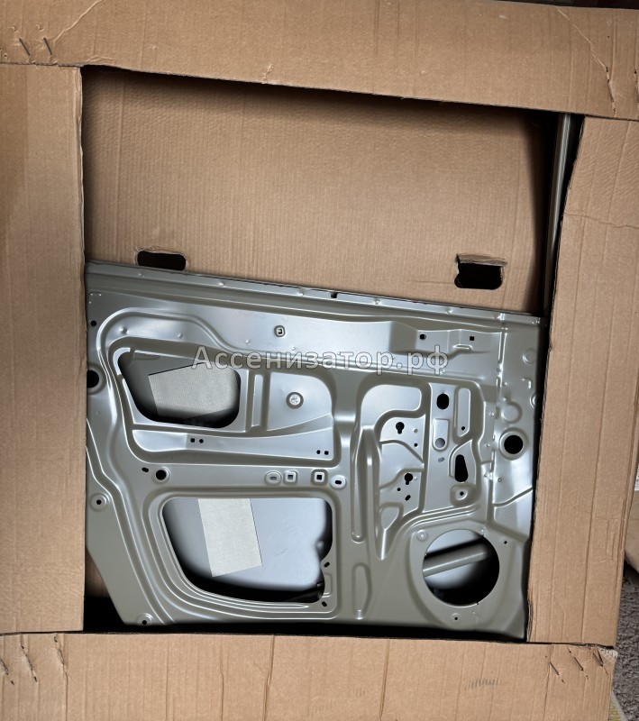 Дверь Toyota Corolla Verso 2004-2009 670040F010 задняя левая