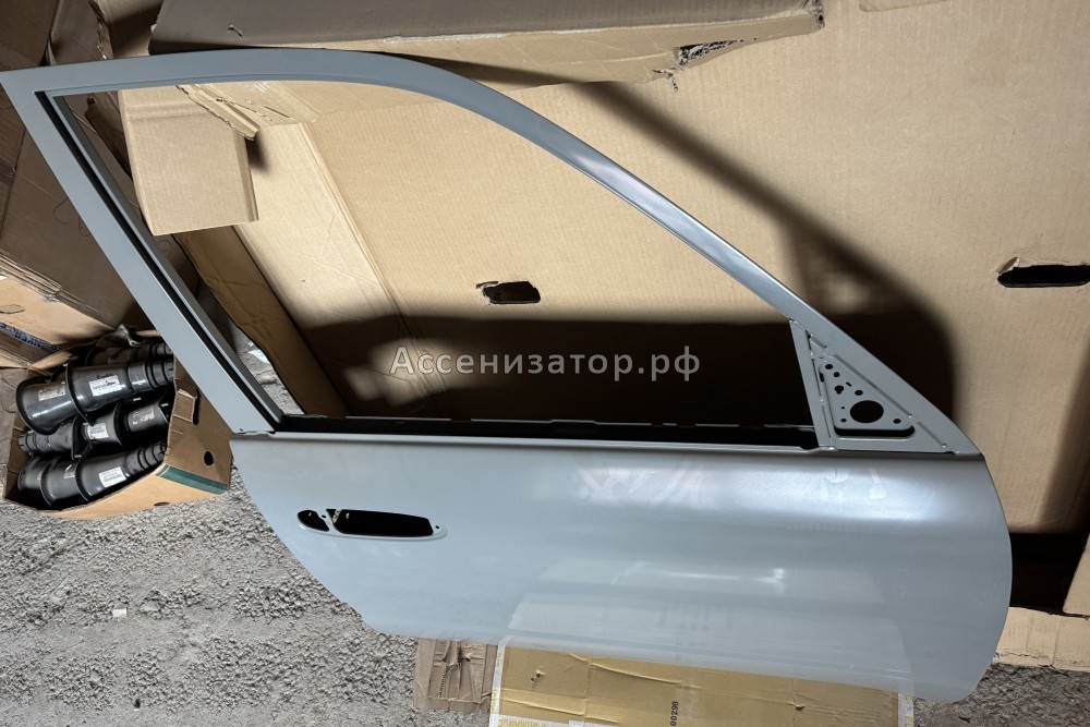 Дверь правая передняя Toyota Land Cruiser 100 1998-2007 6700160443 новая