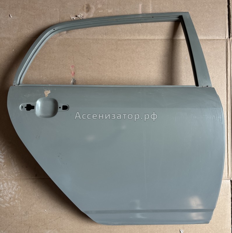 Дверь задняя правая Toyota Corolla E120 2001-2007 6700302170