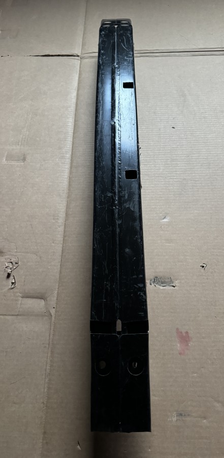 Усилитель переднего бампера Toyota Corolla Verso 5202113020