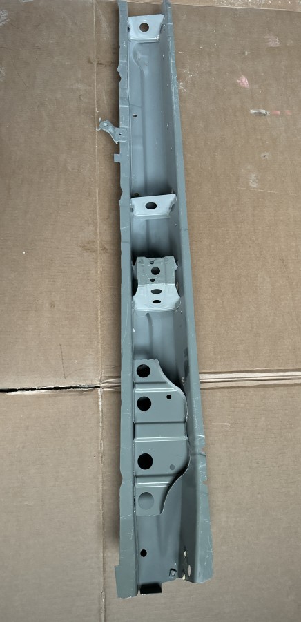 Порог правый Toyota Avensis T250 2003-2009 6140305010