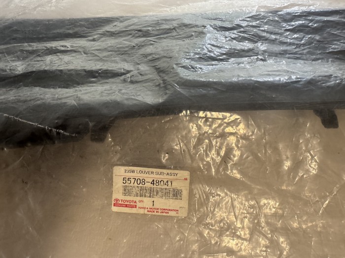 Решетка вентиляционного отверстия Lexus RX300 5570848041