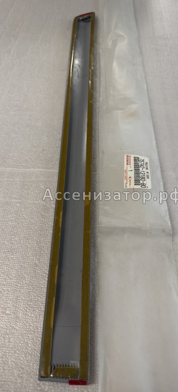 Молдинг задней левой двери TOYOTA COROLLA 120 7574213180B0