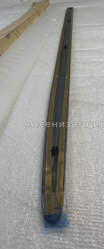 Молдинг передней правой двери TOYOTA CAMRY V30 7573133190E0