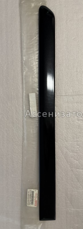 Молдинг задней левой двери TOYOTA Avensis, AT220 7574205080C0