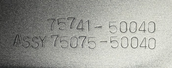 Молдинг Lexus LS430 UCF30 7574150040E0